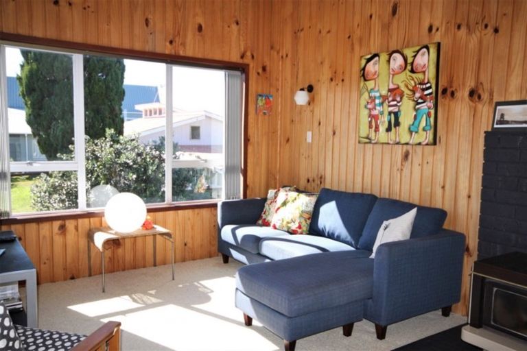 Photo of property in 11 Kennedy Park Drive, Pauanui, Hikuai, 3579