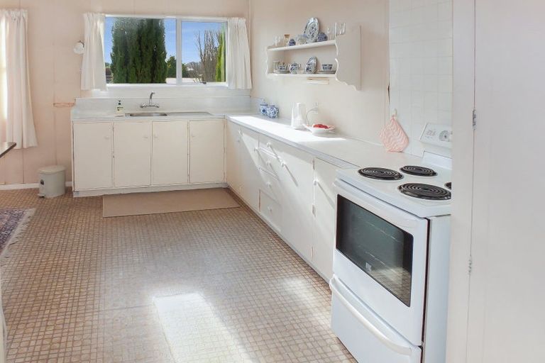 Photo of property in 3 Futter Street, Foxton, 4814