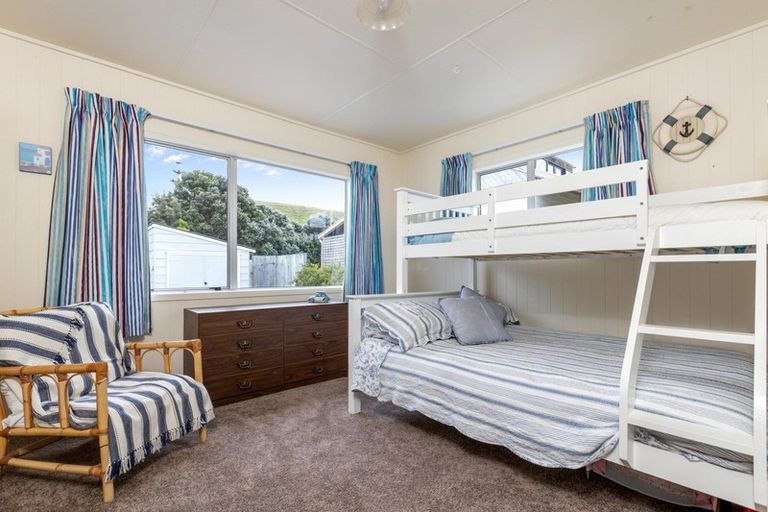Photo of property in 14 Tamarisk Drive, Riversdale Beach, Masterton, 5872