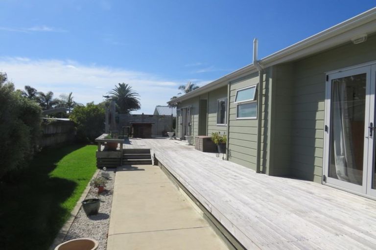 Photo of property in 3 Mayfair Close, Whitianga, 3510