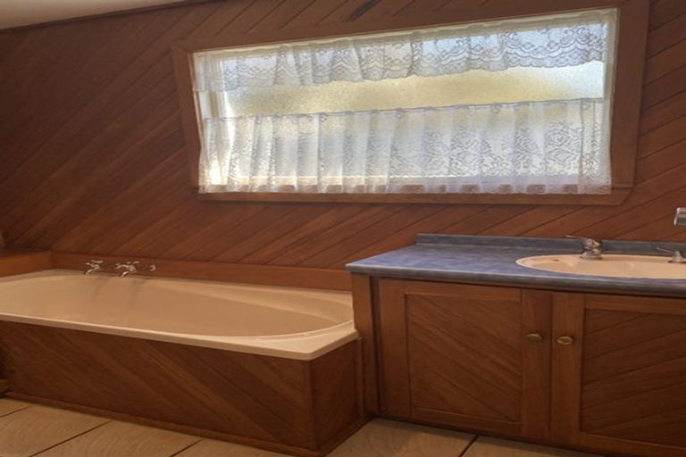 Photo of property in 155 Kainga Road, Kainga, Christchurch, 8083