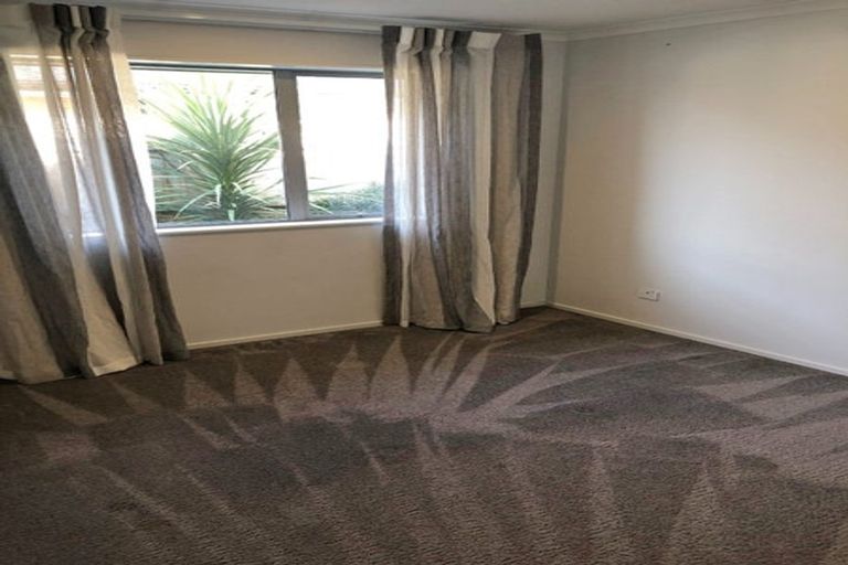 Photo of property in 6 Shrimpton Avenue, Woodend, 7610