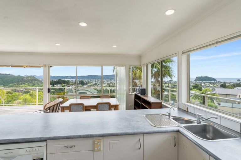 Photo of property in 121 Pacific View Drive, Whangamata, 3620