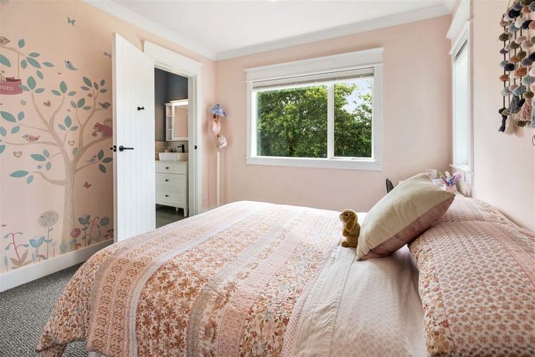 Photo of property in 490 Whitehills Road, Waitoki, Silverdale, 0994