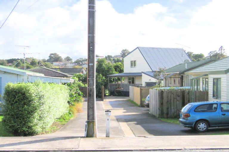 Photo of property in 11a Bay Street, Red Beach, 0932