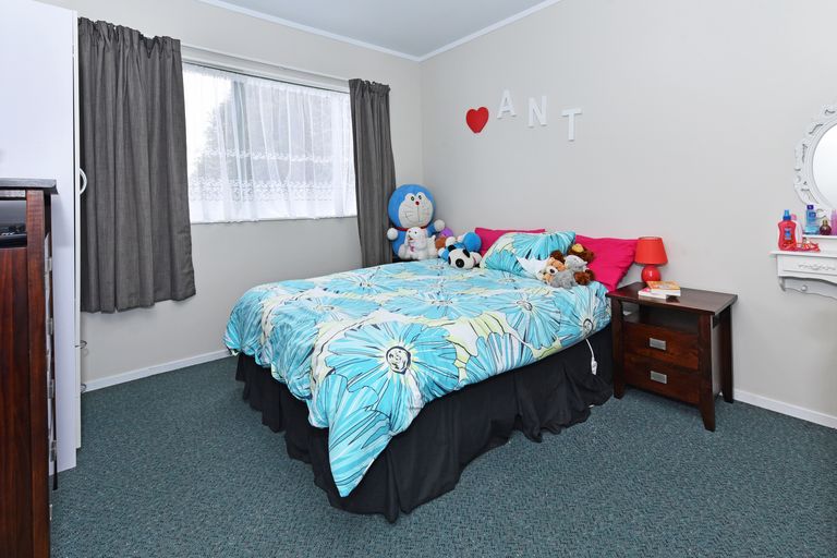 Photo of property in 10b Lane Road, Weymouth, Auckland, 2103