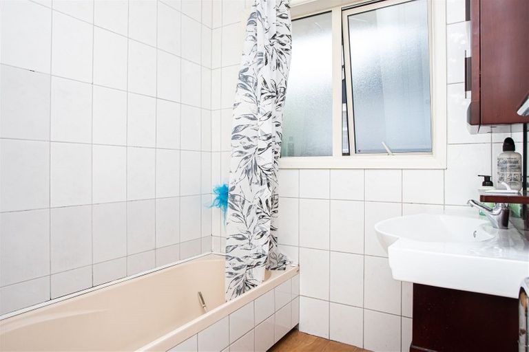 Photo of property in 264 Knowles Street, Mairehau, Christchurch, 8052