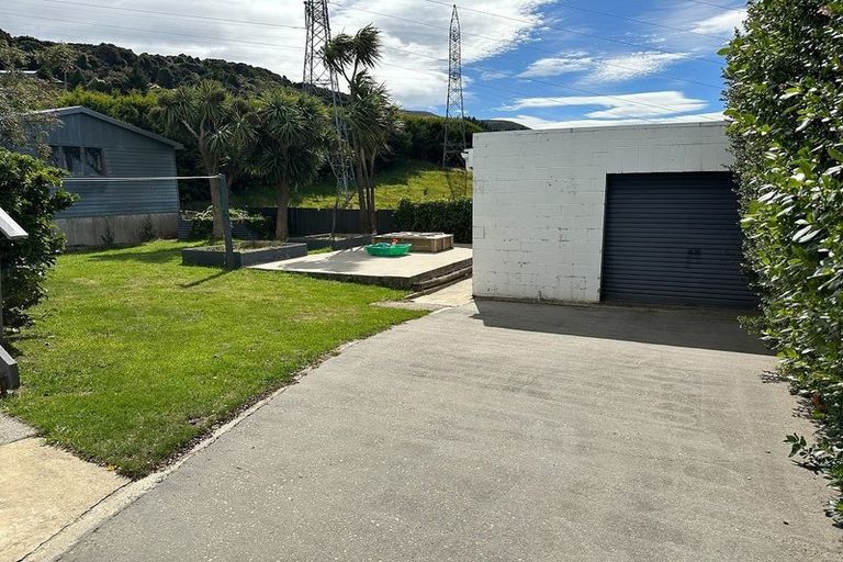 Photo of property in 43 Stephen Street, Halfway Bush, Dunedin, 9010