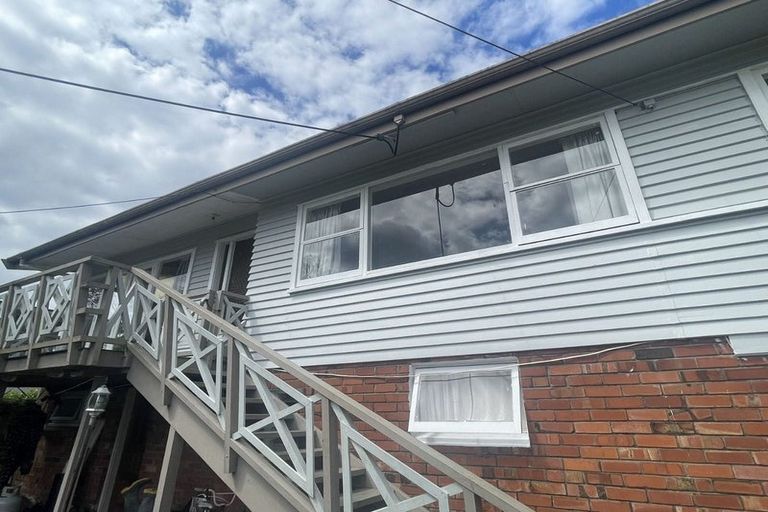 Photo of property in 30 William Souter Street, Forrest Hill, Auckland, 0620