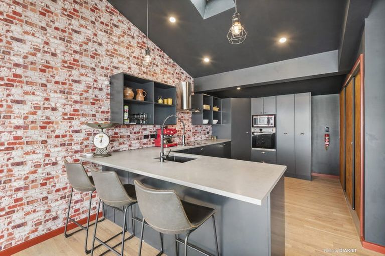 Photo of property in 105 Hornsey Road, Melrose, Wellington, 6023