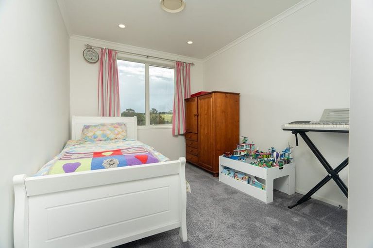 Photo of property in 160 Gray Road, Te Kamo, Kamo, 0185