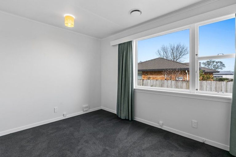 Photo of property in 9 Truby King Street, Merrilands, New Plymouth, 4312