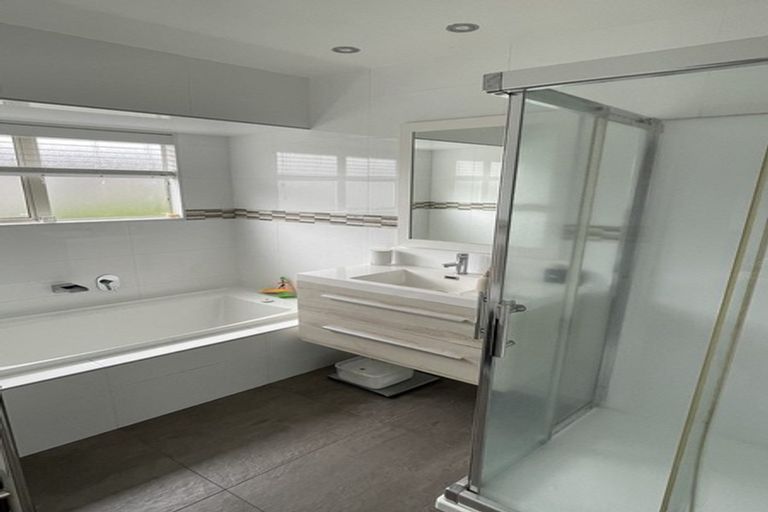 Photo of property in 1/41 Andrew Road, Howick, Auckland, 2010