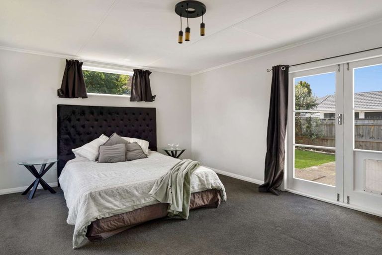 Photo of property in 64 Great North Road, Saint Johns Hill, Whanganui, 4500