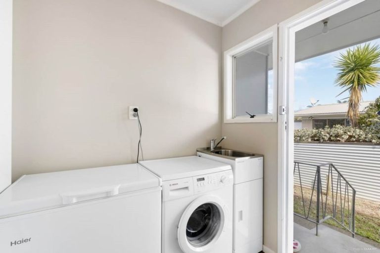 Photo of property in 13 Fortunes Road, Half Moon Bay, Auckland, 2012