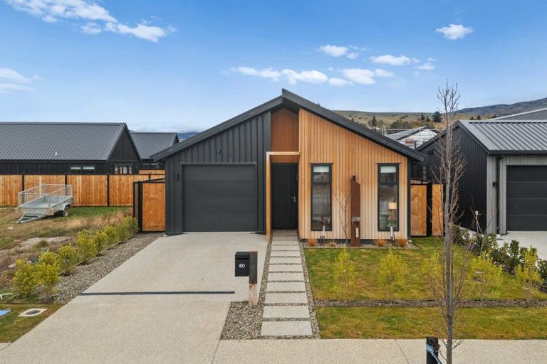 Photo of property in 60 Wooing Tree Avenue, Cromwell, 9310