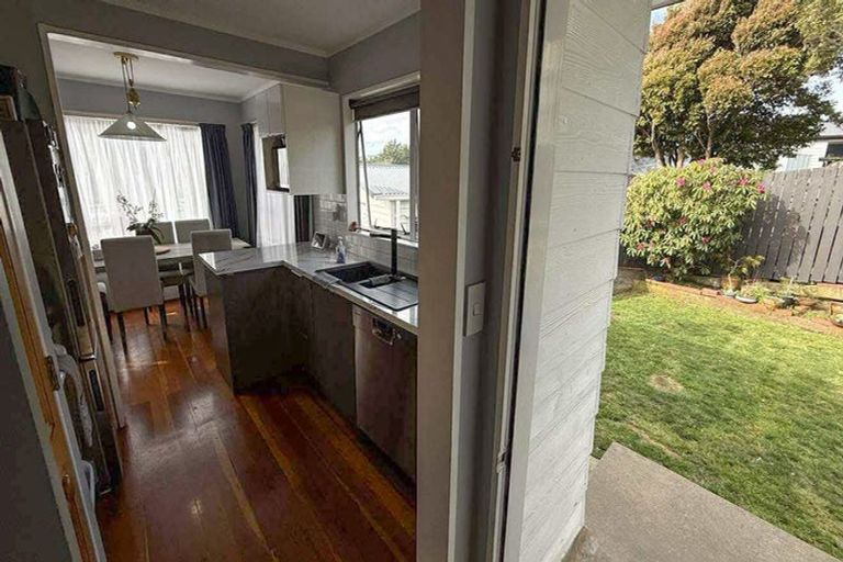 Photo of property in 31 Abilene Crescent, Churton Park, Wellington, 6037