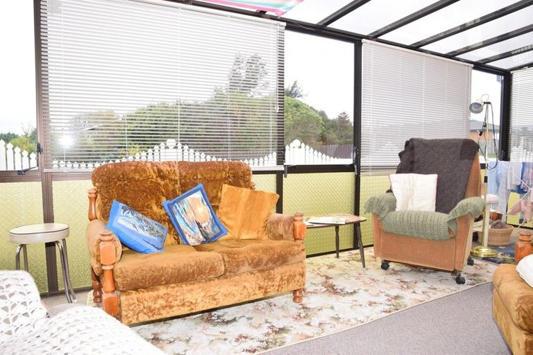 Photo of property in 17 Milford Street, Heidelberg, Invercargill, 9812