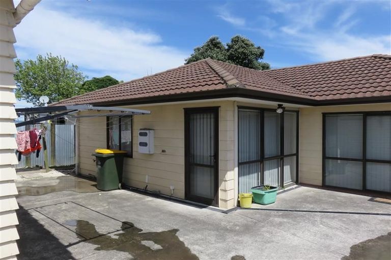 Photo of property in 215 Great South Road, Manurewa, Auckland, 2102