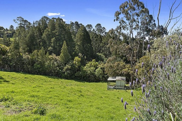 Photo of property in 180 Kahikatea Flat Road, Dairy Flat, Albany, 0794