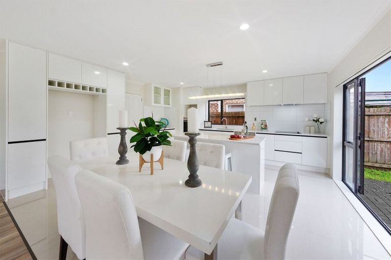 Photo of property in 3 Magnolia Place, Flat Bush, Auckland, 2016