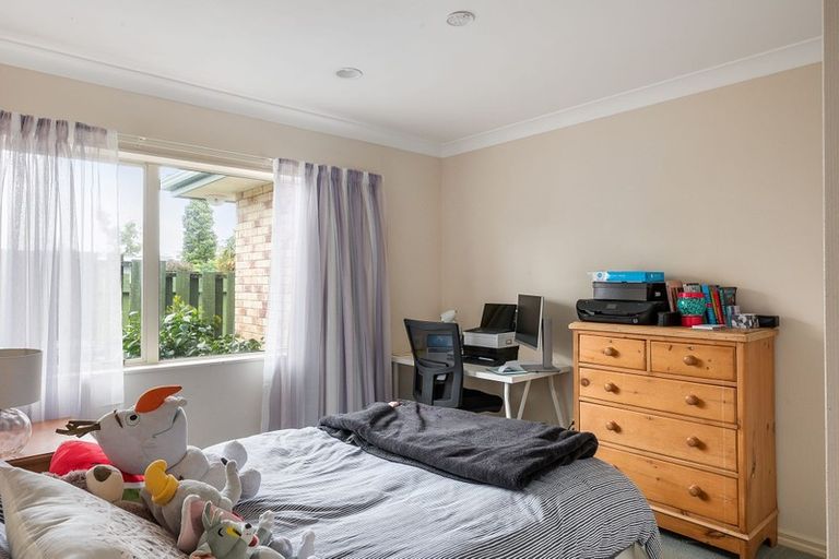 Photo of property in 16a Goods Road, Otumoetai, Tauranga, 3110