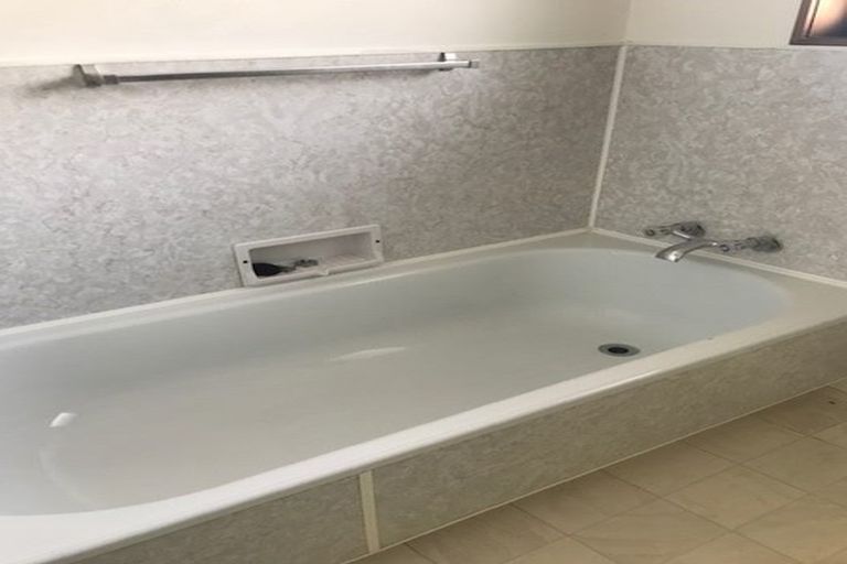 Photo of property in 1/131 Union Road, Howick, Auckland, 2014