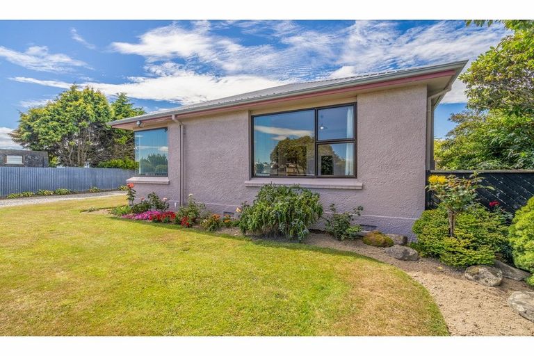 Photo of property in 10 Coronation Street, Strathern, Invercargill, 9812