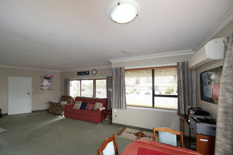 Photo of property in 807 Oxford Street, Saint Leonards, Hastings, 4120