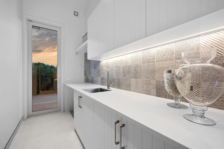 Photo of property in 34 Torea Road, Matakana, Warkworth, 0985