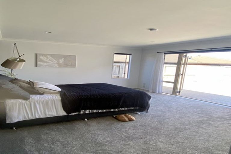 Photo of property in 2 Coleraine Drive, Rototuna, Hamilton, 3210