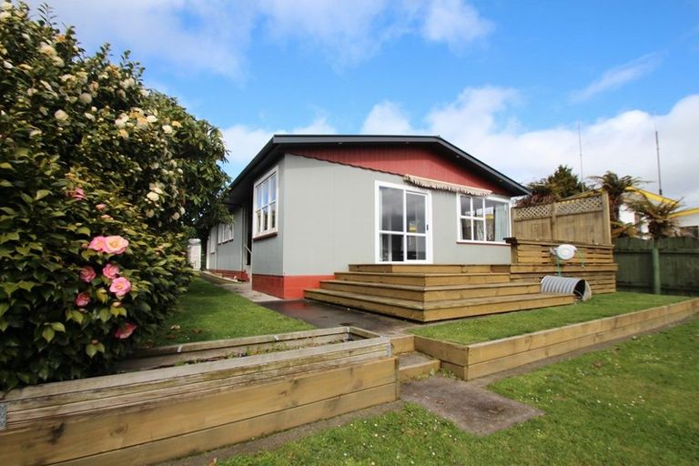 Photo of property in 182 Regan Street, Stratford, 4332