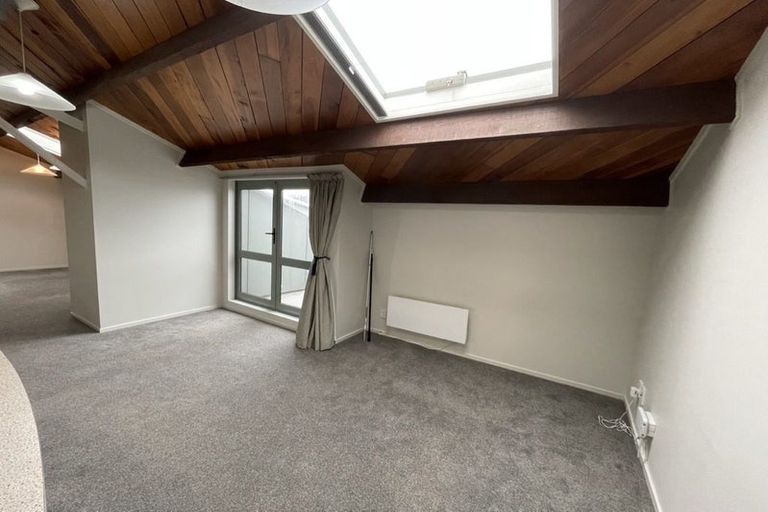 Photo of property in Metro Apartments, 20/220 Thorndon Quay, Pipitea, Wellington, 6011