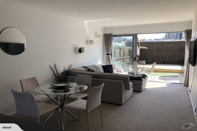 Photo of property in 16 Shelduck Way, Hobsonville, Auckland, 0616