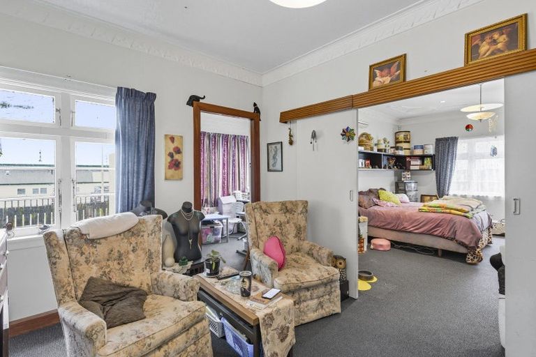 Photo of property in 362 Oxford Street, Levin, 5510