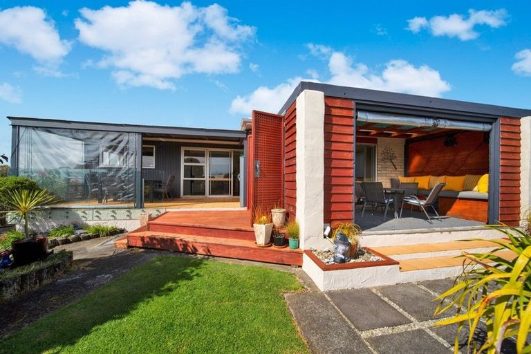 Photo of property in 10 Culzean Grove, Bell Block, New Plymouth, 4312