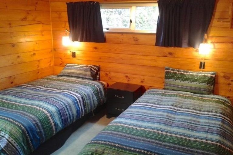 Photo of property in 39 Tremaine Avenue, Two Mile Bay, Taupo, 3330