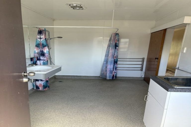 Photo of property in 46 Terry Crescent, Milson, Palmerston North, 4414