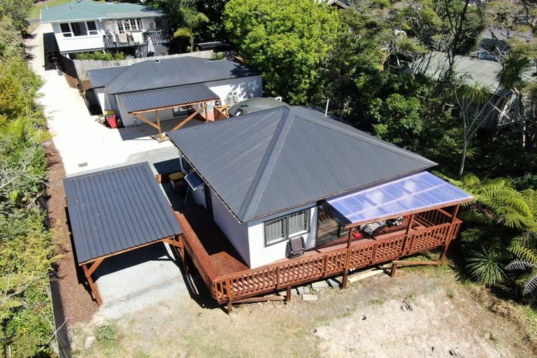 Photo of property in 61a Gledstane Road, Stanmore Bay, Whangaparaoa, 0932