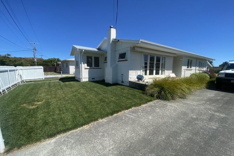 Photo of property in 12 Palmerston Road, Havelock North, 4130