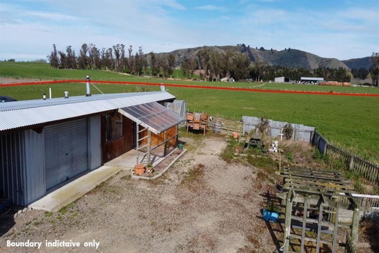 Photo of property in 192 Waihao Back Road, Waimate, 7979
