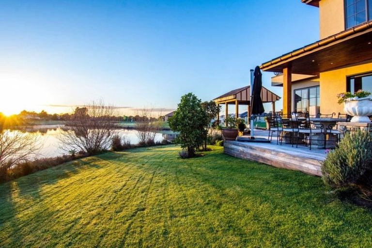 Photo of property in 166 Oriental Parade, Papamoa Beach, Papamoa, 3118