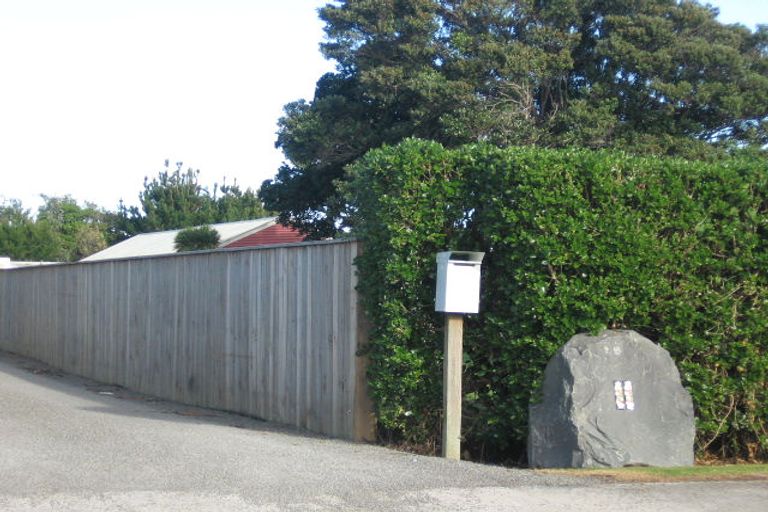 Photo of property in 13 Manuka Street, Otaki Beach, Otaki, 5512