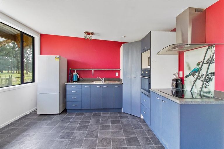 Photo of property in 192 Waihao Back Road, Waimate, 7979