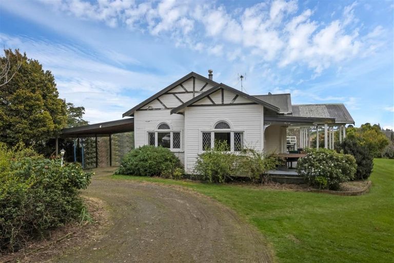 Photo of property in 375 Whitford Road, Whitford, Howick, 2571