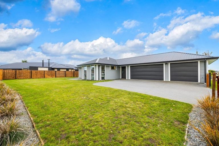 Photo of property in 8 Tiritiri Moana Drive, Pegasus, 7612