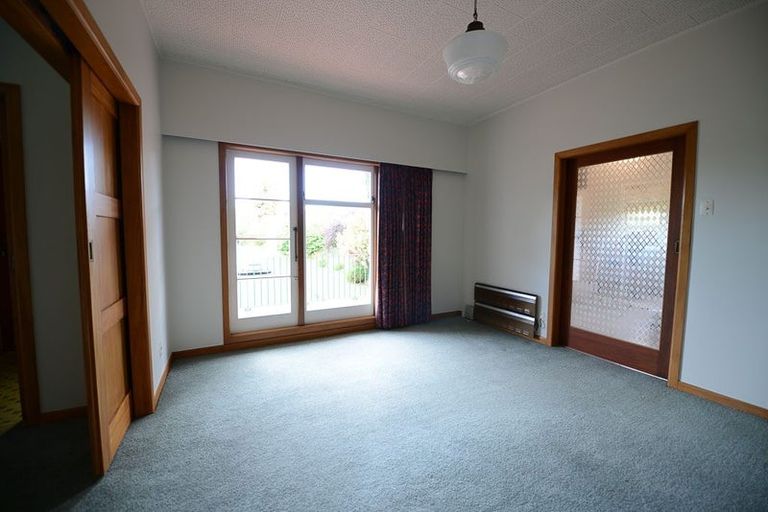 Photo of property in 63 Havelock Road, Havelock North, 4130