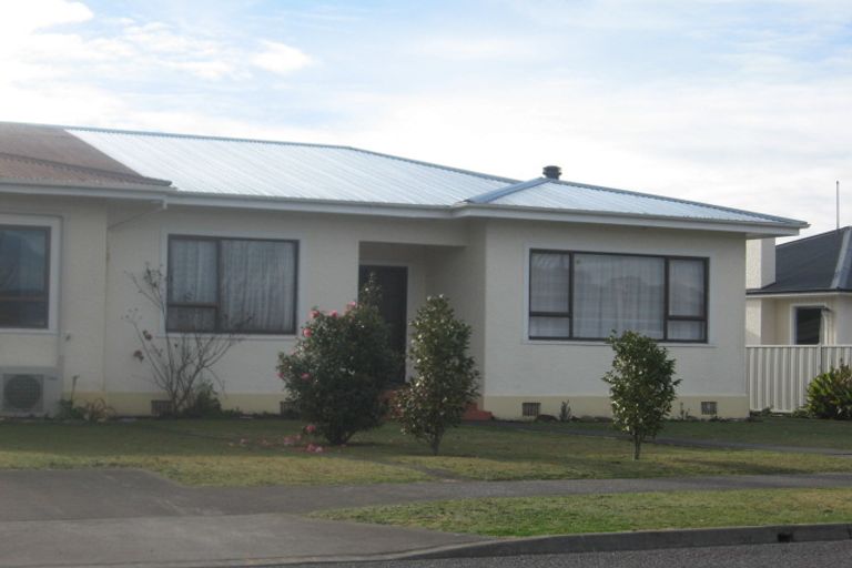 Photo of property in 3/1236 Louie Street, Parkvale, Hastings, 4122