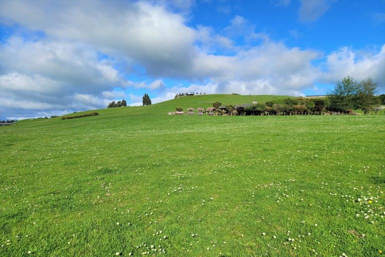 Photo of property in 143h Smith Road, Dannevirke, 4978
