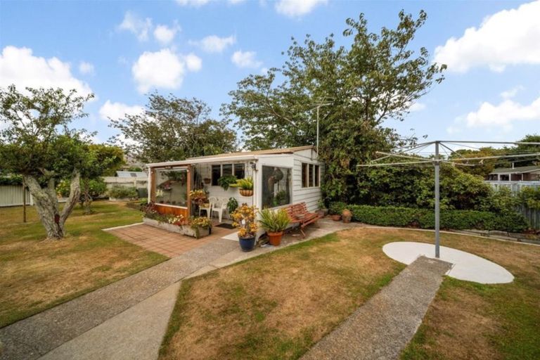 Photo of property in 52a Dixon Avenue, Hawera, 4610